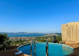 Three White Sapanca 2-1